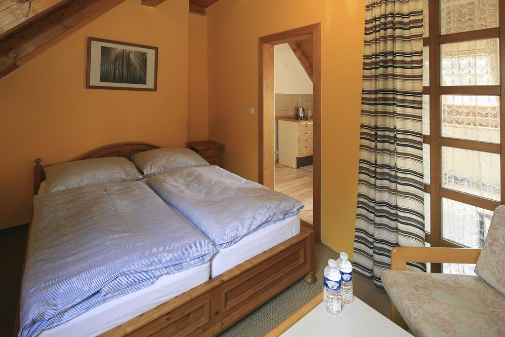 B&B Na Kopecku Рокитніце-над-Їзероу Екстер'єр фото